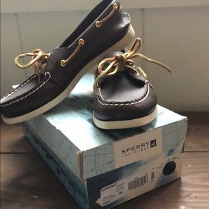 Women’s Sperry Brown Leather- never worn